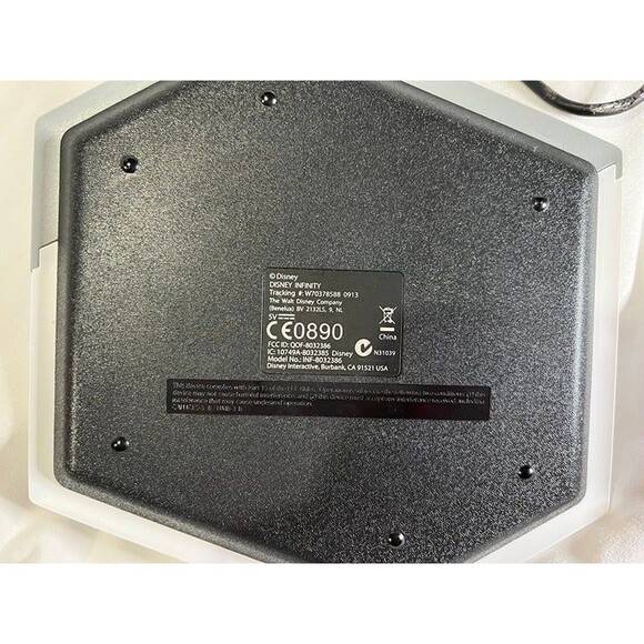 Disney Infinity Bundle Lot (Wii game disc and portal base) - Picture 3 of 6